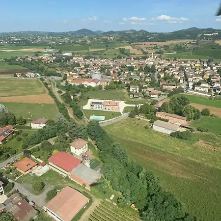 Casale Auriga - Oltrepo' Pavese Bed & Breakfast *