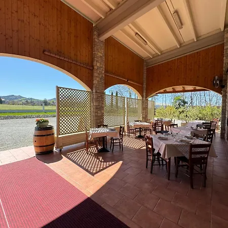 Casale Auriga - Oltrepo' Pavese Bed & Breakfast